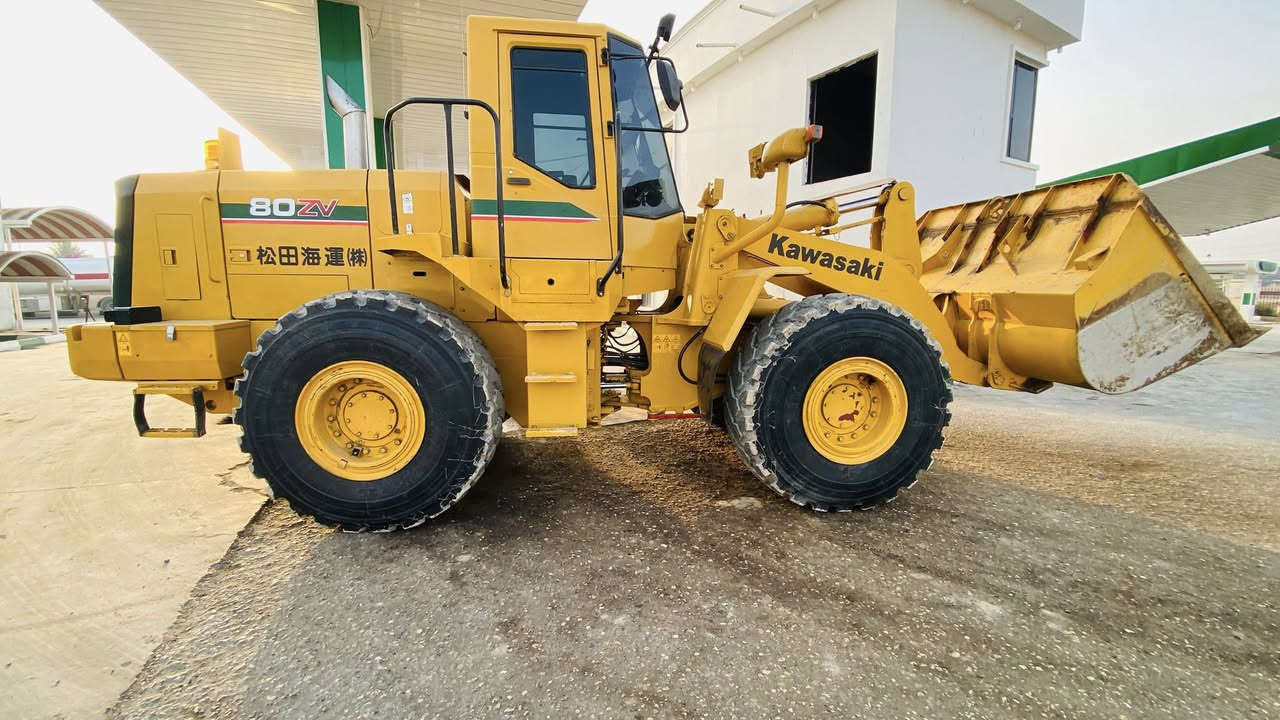 بسم الله الرحمن الرحيم
شفل حجم 80zv
مكينه كمنز انجكتر 114
دخول جديد 
المكينه كله ع البلاد 
كفاله عامه من الشفره ل دعاميه برغي 10 ما مفتوح بيها 
جيب فيتر وافحص 
لا حماوه لا تنقيص لا تبخير 
تخم تاير ابو لقمه سيم 23
جهاز رفع شغال 

رجائا الي مو شراي لا يتصل ولا يكسر ب حلال العالم 
للاستفسار 

‭0780 233 6565‬

‭0773 431 9143‬
قاسم هاشم
