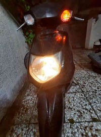 دراجه سكنس نثيه كفرات جديده مكينه ناعمه شعله معدل بيها قفل جنطه عاطل ٦...