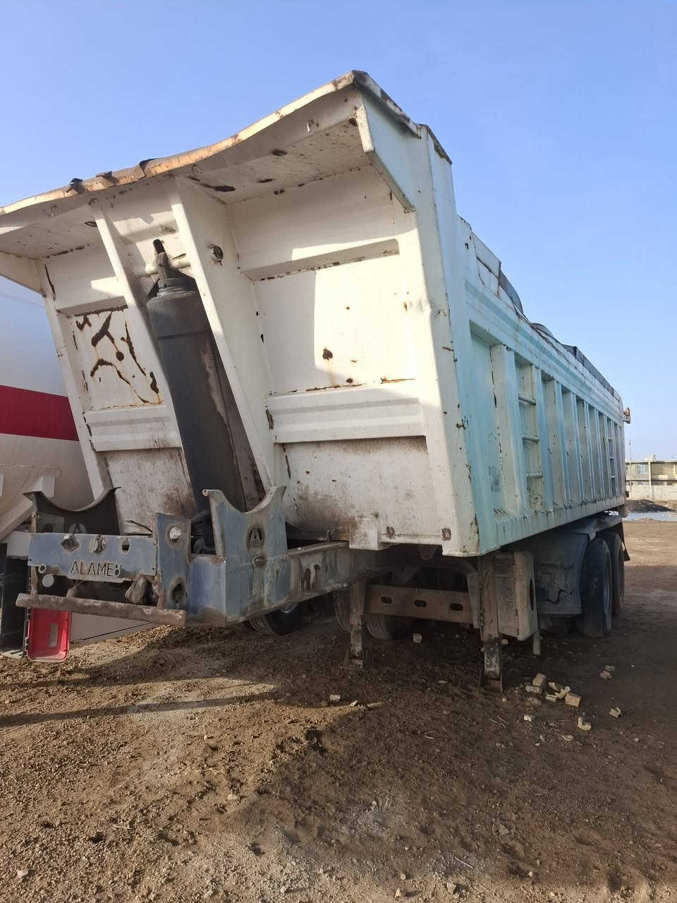 نساف دار اقصاب للبيع ***********
