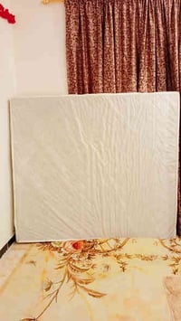 دوشك تركي اصلي قبل شهر و1 من اخضته سعر 90وبي مجال  انتصل واتساب  الرقم...