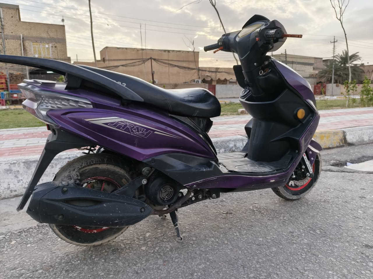 دراجة سكنس ام عيون مكينه ياباني
الدراجة ناعمة ونظيفة خير من الله 
الشراي يتواصل خاص


**إذا كنت صاحب هذا الإعلان وتريد حذفه لأي سبب، رجاءا أرسل رسالة إلى الدعم الفني**