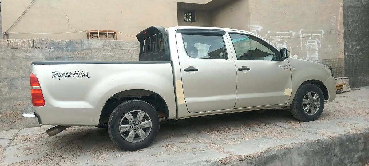 السلام عليكم 
متاح بيكم افلاونزه  موديل 2008
اصل كاز محوره بانزين مكينه ثري ار زت مال جمره 2005
رقم اربيل مداور ثاني يوم مصبوغه احزام السياره جاهزه
السعر 110وبيه مجال  
***********
***********
