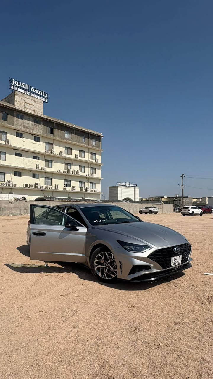 للبيع سيارة: سوناتا وارد امريكي
•الضرر: دعامية امامية ومقدمة البنيد 
•الرقم: بصرة بأسمي
•الايرباكات: سليمة
 الشواصي سليمة

•المواصفات :
▪️السيارة:سوناتا 
▪️الموديل: 2021
▪️المحرك: 2500 تنفس طبيعي
▪️العداد:51ميل وقابل للزيادة
▪️حجم الويل: 17 مع تخم تاير 
▪️لايتات زينون حاجب LED مع كشافات دعامية زينون
▪️قمارة حديد
▪️رادار امامي مانع تصادم 
▪️حساسات خلفية اصل
▪️حساسات ورادارات الانحراف عن المسار
▪️حساسات ورادارات الاجتياز الجانبية (نقاط عمياء)
▪️كامرة خلفية اصل
▪️غرفة السيارة : كشنات السيارة مخمل 
▪️شاشة الدشبول حجم كبير للتحكم بايعازات السيارة
▪️تدفئة لكشنات المقدمة مع تدفئة ستيرن
▪️بصمة دخول 
▪️تحكم فول كهرباء الكشنات المقدمة
▪️اشاير بالمرايا الجانبية
▪️سستم صوت 
▪️تحكم ستيرن جهتين بلوتوث وحاكية وكروس سرعة 
▪️نظام ABS مانع انزلاق
▪️السيارة مواصفات ، جديدة وبوضع الشركة .

السعر المطلوب:173ورقة مع المجال قليل 
 
الاتصال على ‭*********** البصرة, العراق
