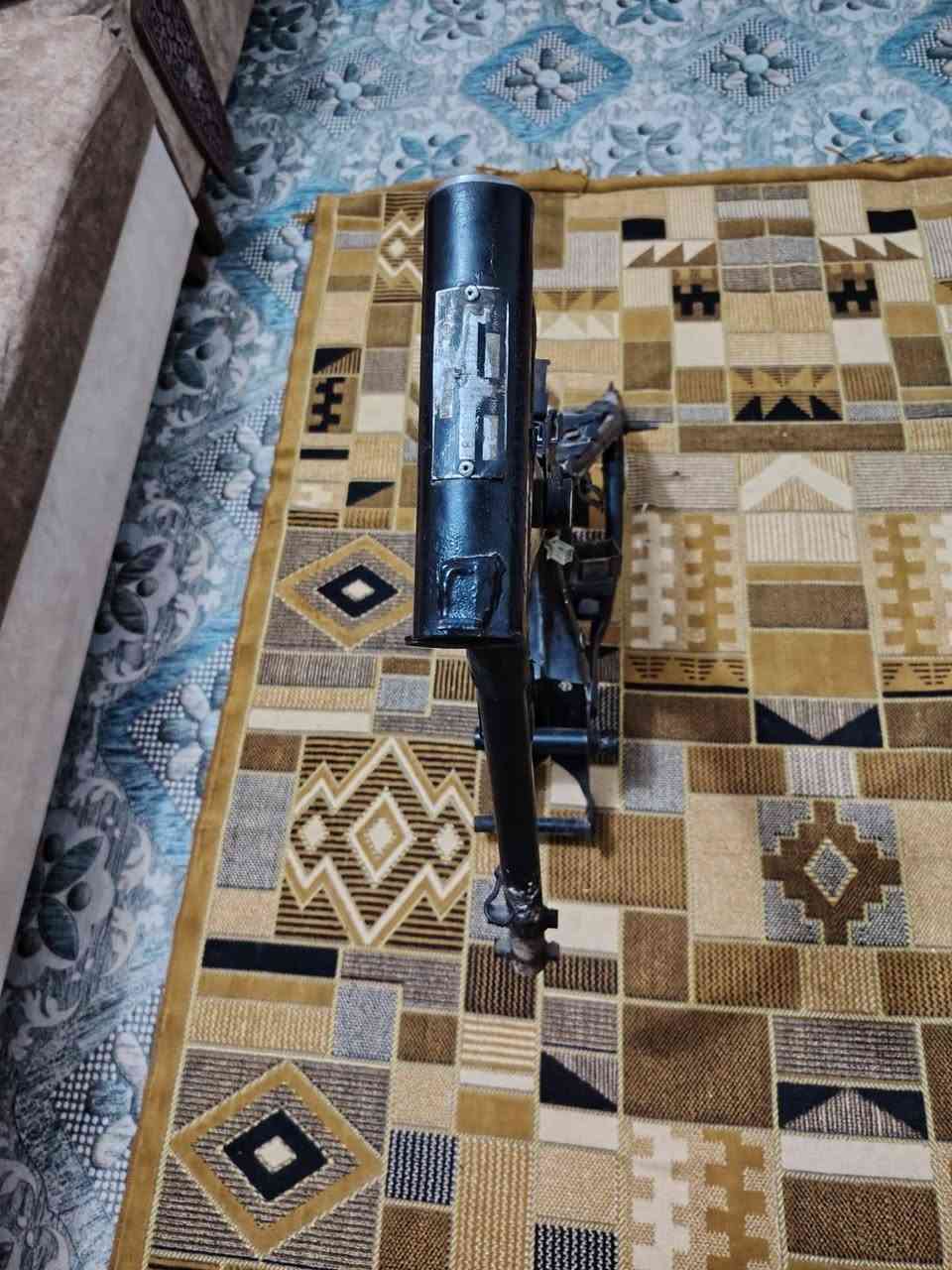 اسلام عليكم 

للبيع شاصي اوراق اصولي موديل 15 

بوري رفيع مصبوغ وجاهز شراي اتصل وبخدمتك 
 
مكاني ديوانيه عفك 

سعر خاص او عله رقم ***********
