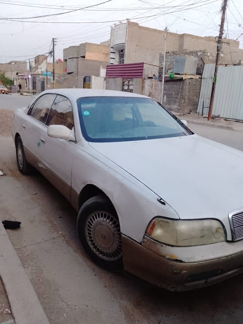السلام عليكم سياره ماجسته موديل ٩٢ كير ومكينه ٣٠٠٠ السعر ٣٥ وبيها مجال بسيط السياره جاهزه كهربائيات وتبريد شغال للاستفسار اتصل ع صاحبها اني مكلف بلنشر ***********
