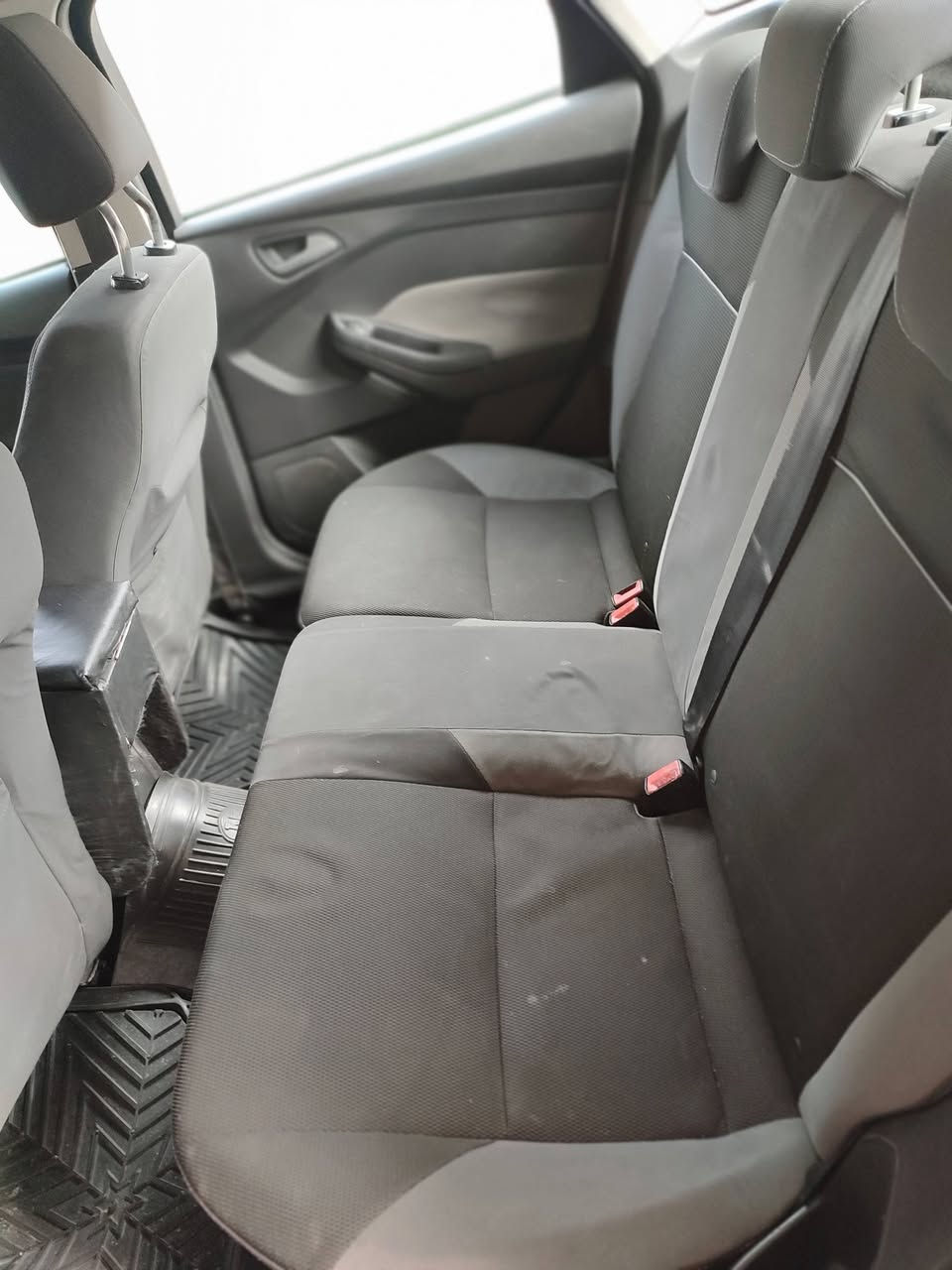 فورد فوكس خليجي 13 بدون صبغ فقط بارد سعر 72
***********
