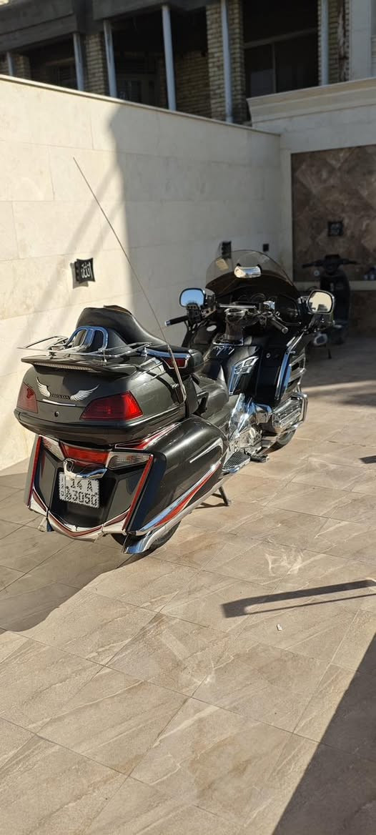 شونهم شباب.كولد ونك 2006 رقم بصرة نكليزي مشروع وطني فول. سستم محدثة 12بس لورة جك شغال بك شغال سماعات شغالات لايتات زنون تايرات جدد برجستون  بعد بيهة هواي غراض. دراجة تاخذهه راسك بارد.  بكانهة بغداد غزاليه رقم ***********
