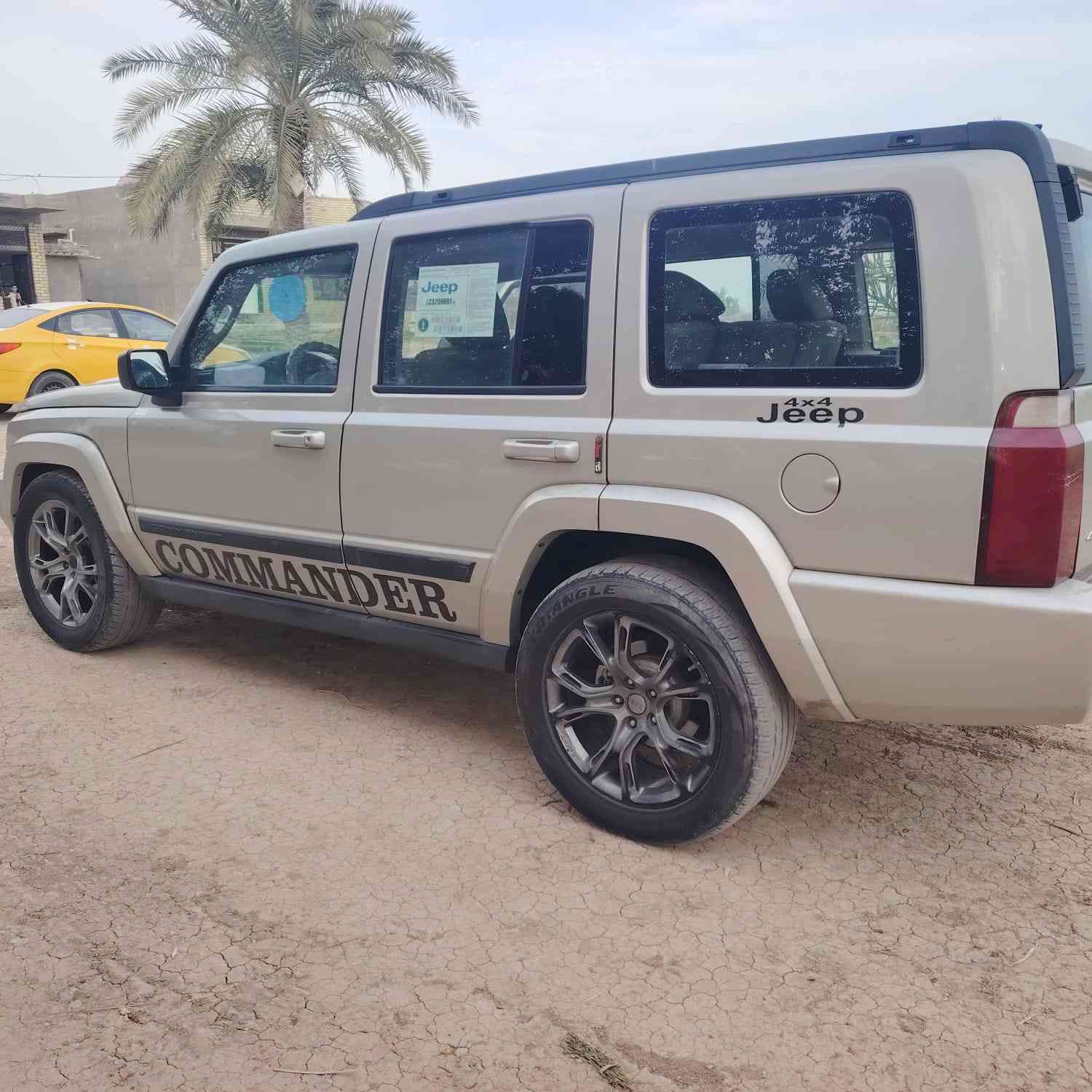 سلام عليكم جيب كومندر مديل الفين وسبعه للبيع سعر 85 تفاصل هاذ رقمي ***********(***********
