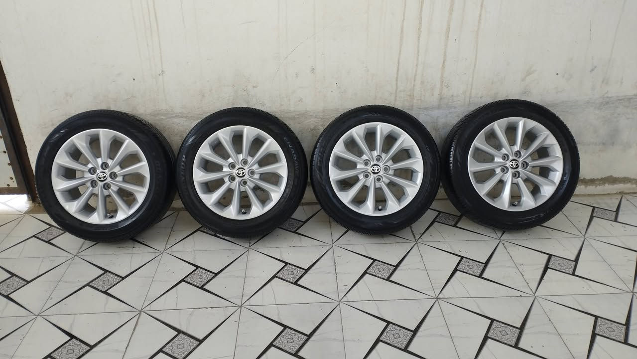 اسلام عليكم اخوان واصل وجب جديد طخم عدد 4 ويل تايرات حجم 16 كورلا XLE موديل 2022 شريكة أصلي بلادي وارد امريكي 4 تايرات دلوب ياباني شريكة أصلي بلادي وارد امريكي حجم 16 قياس 205/55/16سعر 480 الف عنوان كركوك قادسي أو لا يم نادي سولاف رقم موبايل اسيا بي واتساب *********** ***********
