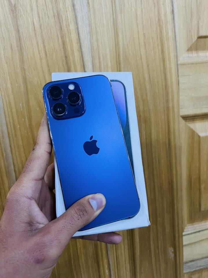 —سعر الجهاز 525  💵__⚠️‼️
1️⃣ ايفون14  برو ماكس 
     ذاكره 256  / 86 ✅

2️⃣⚠️الجهاز مستبدل شاشه ( وبيه فطر ناعم ممثر)

3️⃣ ❗️الجهاز شرق اوسط (ماستر )✅.

4️⃣  مكاني حله + يتوفر توصيل   🚚 واتساب *********** ✅.
