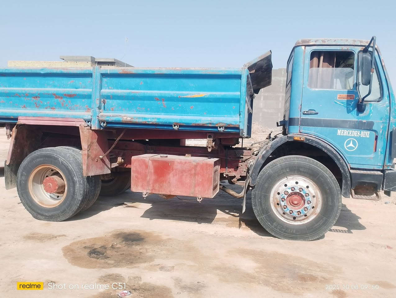 البي البيع موديل 80  كير 25محركه 25 رقم انكليزي مكان السماوه استفسار اتصل ***********
