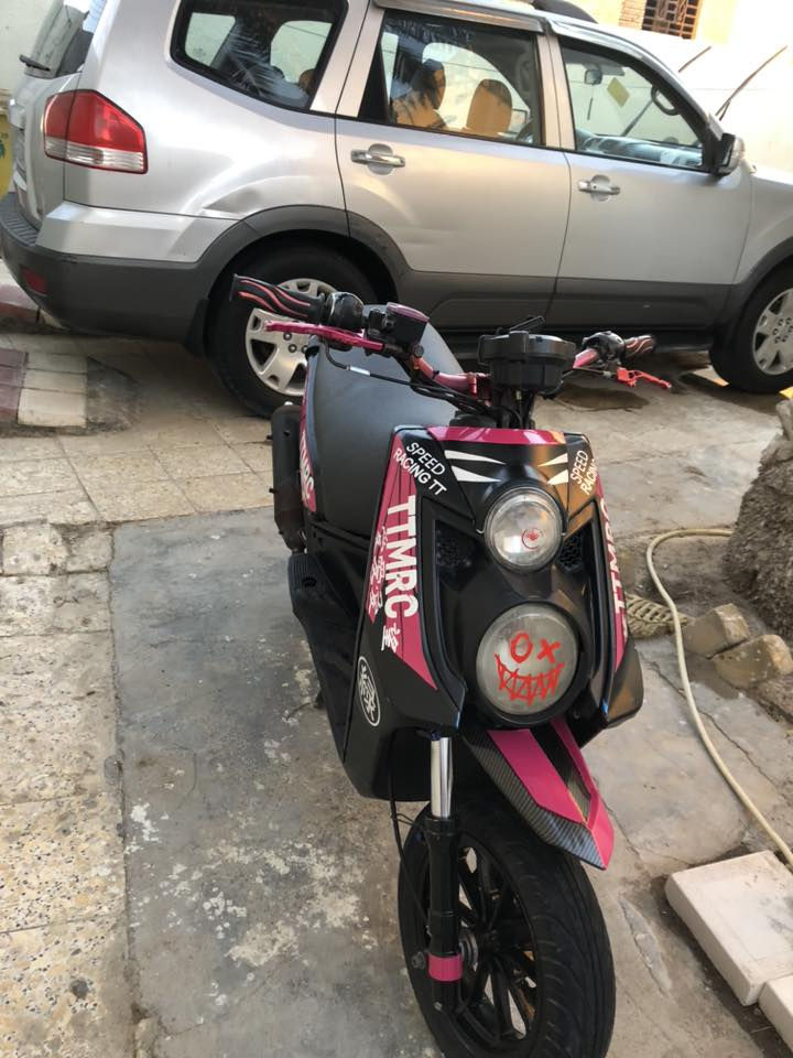 السلام عليكم سكنس جبلي للبيع الدراجه جاهزه دهن وبانزين شلعه ومعدل السعر علواتساب ***********
