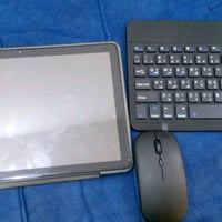 ايباد • كيبورد • حافظة