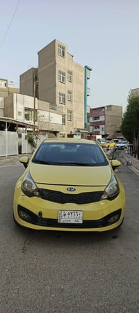 كيا ريو 2016 وارد أمريكي  حادثها جاملغ خلفي وأمامي جهة اليسرى فقط مكان...