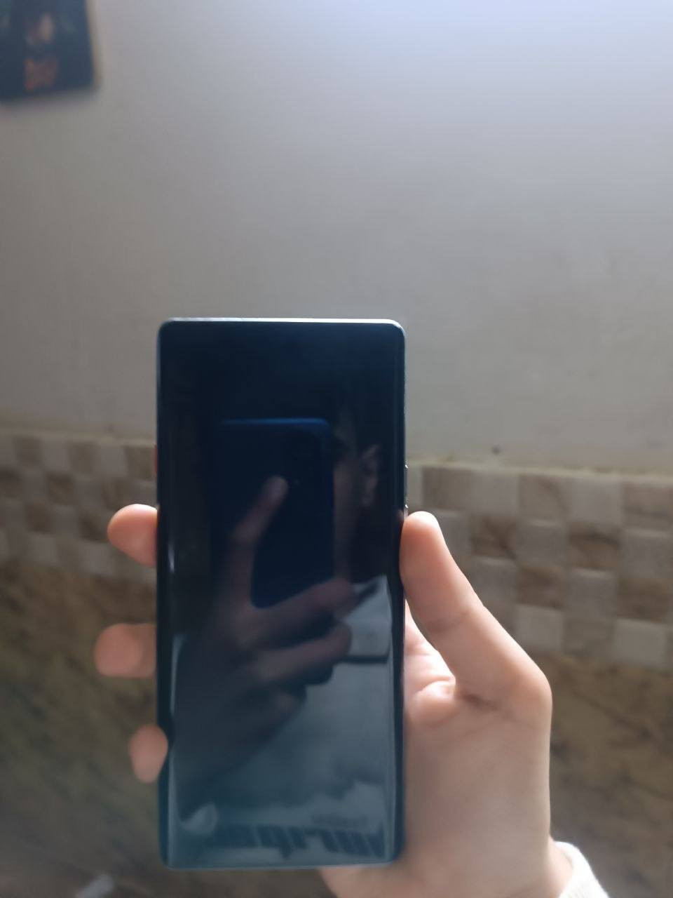 سلام عليكم 
تكنو كامون 40 برو 5g اخو جديد
بطارية 5200
رام 12+12 
ذاكره 256 
ببجي 90
ملحقاته كامل شاحنه +سماعه
اداءه في الالعاب فد شيء فريماته ثابته بل الالعاب 
مكاني بغداد الشعب 
رقمي *********** بي واتساب 
سعره 300 وبي مجال
