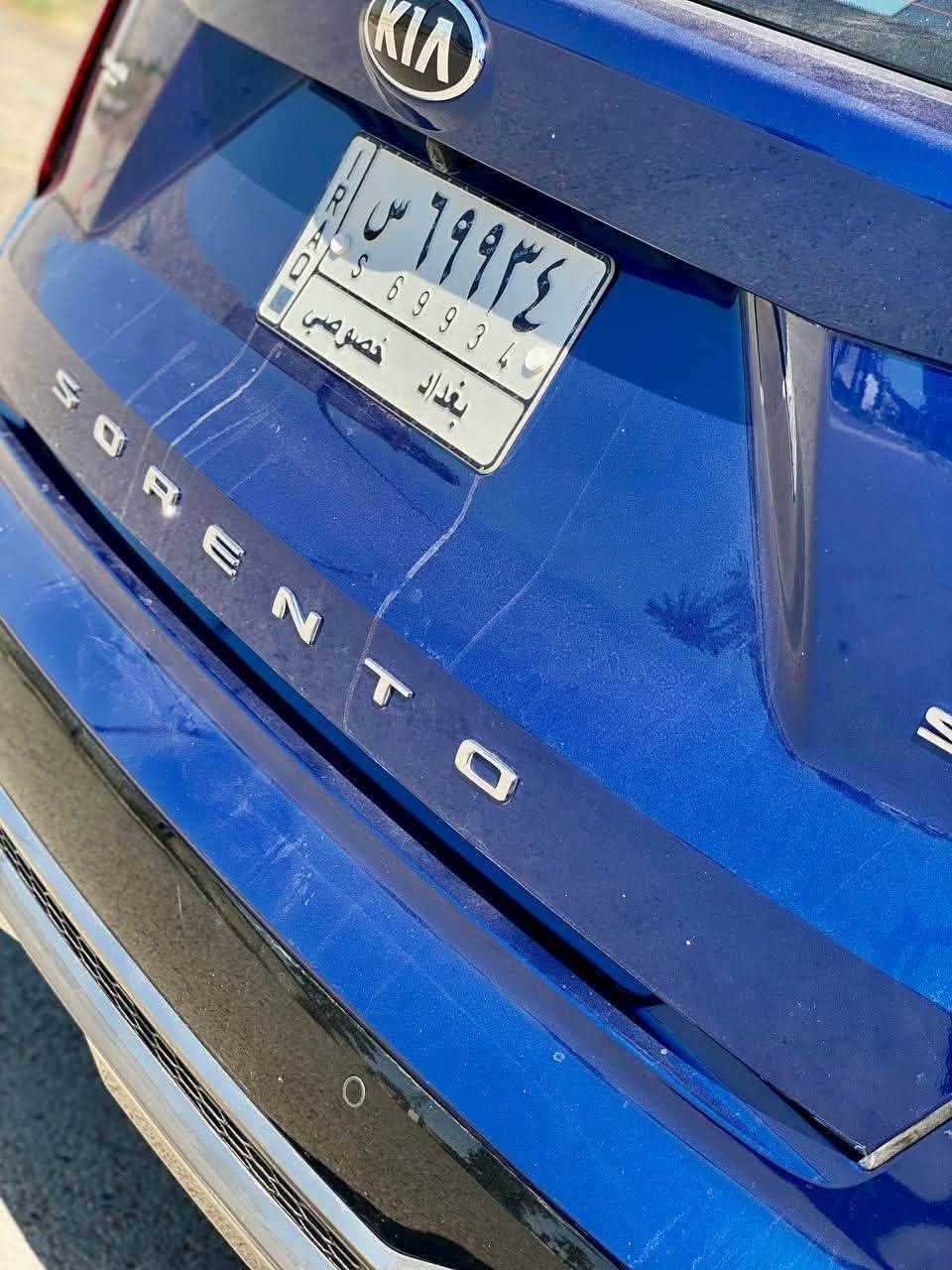 السلام عليكم للبيع او المراوس حسب القناعة🫥
كيا سورنتو KIA SORENTO S
الموديل : 2021
المحرك : 2500 GDI
ماشية : 62,000 MI
لون : ازرق
لوحة : بغداد مشروع وطني بأسمي

المواصفات :
* كير 8 سرعات
*تشغيل بصمة وعن بعد
*رادار امامي وخلفي وجوانب
*تحديد خروج عن المسار
*تحذير النقط العمياء
*قيادة ذكية بدون ما تلمس الستيرن
*التعرف على الاشاير المرورية
*فول تحكم ستيرن جهتين
*ويل كروم واطار قياس 18 انج
*سقف بانوراما طقتين
*نظام الخرائط GPS
*تبريد قطعتين شاشة لمس
*تدفئة الكشنات الامامية
*عدد المقاعد 7
*شاشة ابل كار بلي لمس كبيرة
Bluetooth+Wif*
*راديو للاقمار الصناعية SiriusXM
*نظام اللاسلكي Auto Android+Apple Carplay
*كامرات امامية وخلفية دواره وتشغيل الكامرات اثناء القيادة
*حساسات امامية وخلفية وتشغيل الحساسات اثناء القيادة
*امان للاطفال قفل ابواب وجام الخلفي
*جام السايق Auto
*تطعيم الدواخل اسود جلد و اسود لماع
*شباك كروم اسود لامع
*تطعيم الخارج اسود جلاتين واسود لامع
*مقود جلد مع كشنات جلد
*مثبت سرعة Cruise
*درايف مود Drive Maode
(Eco-Sport-Smart-Comfort)
*اطفاء ذاتي لقليل الوقود
*ابواب الامامية بصمة 
*ترحيب ابواب
*بلوجكتر
*تحكم انارة داخلية
*مقعد السايق كهربائي
*مقاعد الخلفية اوتو قابلة للطي
*نظام نزول المنحدرات
*نظام مانع تزحلق
*نظام ABS
*حساسات اطار عدد 5
*هاند بريك قدم
*اشاير بالمري
*الماسحات الخلفية بسائل تنضيف ذاتي
Airabag عدد 7*
*اريل انچكشن
*لايت زينون + LED
*بك لايت LED
*كشافات زينون
*خاصية الطوارى UVO ونظام فتح الابواب في حالة حدوث حادث
*مخرج AUX شاحن موبايل عدد 7
*مخرج USB عدد 2
*مخرج منفذ الطاقة عدد 2
*حاملات اكواب عدد 10

الحادث : (يوجد سونار وفحص كامل)
تبديل وصبغ الدعامية الامامية وجاملغ جهة السكن الامامي وبارد حافة البنيد وصبغة بدون دواخل ايرباك ستيرن وبرده وراجعات سستم

الاحتياط :
-مفاتيح تشغيل عدد 2
-جنط العده + چك
-علبة مطافية السكائر
-كاتلوج
-ذراع سحب (هوك)

السعر : عبر الخاص
***********
نفق الشرطة قرب مجمع الايادي السكني
