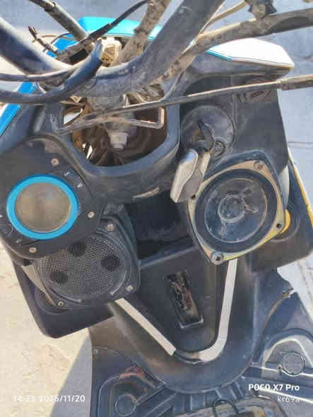 السلام عليكم دراجة ماكس صيني للبيع الدراجة گايمة تدخن مكاتبة بيه النهضة والشلعة مشروطات شرط تصعد بيه وتشوف بنفسك الدراجة تشتغل هندر فقط سلف ناقصها راجس + قبق مال تانكي  *********** سعر وتفاصيل تفضل خاص واهلا وسهلا بيك
