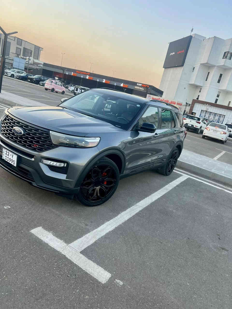 سلام عليكم اعادة نشر بسبب الوعود اسأل الرزق للجميع ولحد يكسر حاجة مسلم تم تنزيل السعر بسبب الحاجة لمبلغ ////فورد اكسبلورر st line موديل 2022 فول مواصفات  حادث جانبي ايمن سيارة جديدة الله يشهد وبالعافية الي تصير من قسمته سعر 217 ورقة  مكانها بغداد الوزيرية رقم الهاتف  او واتس آب ***********
