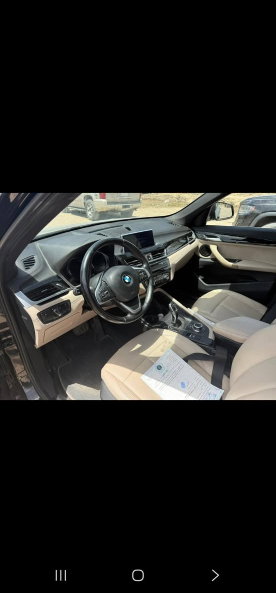 اسلام عليكم
BMW X1
فول مواصفات داخل كريمي هواي بيها مواصفات
مكفوله كير محرك 2000 توين تيربو
بيها صبغ جاملغ وبنيد صوره الحادث كدامكم
ماشيه 20 الف موديل 2020 عارضها 150 مال بيع وبيها مجال
مكاني بغداد الكاظميه ***********
