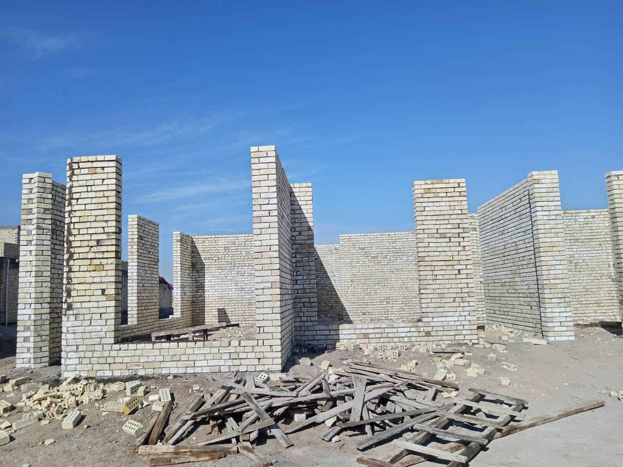 السلام عليكم الي يريد يبني اقصاد نقدي يتصل على هذا الرقم ***********
