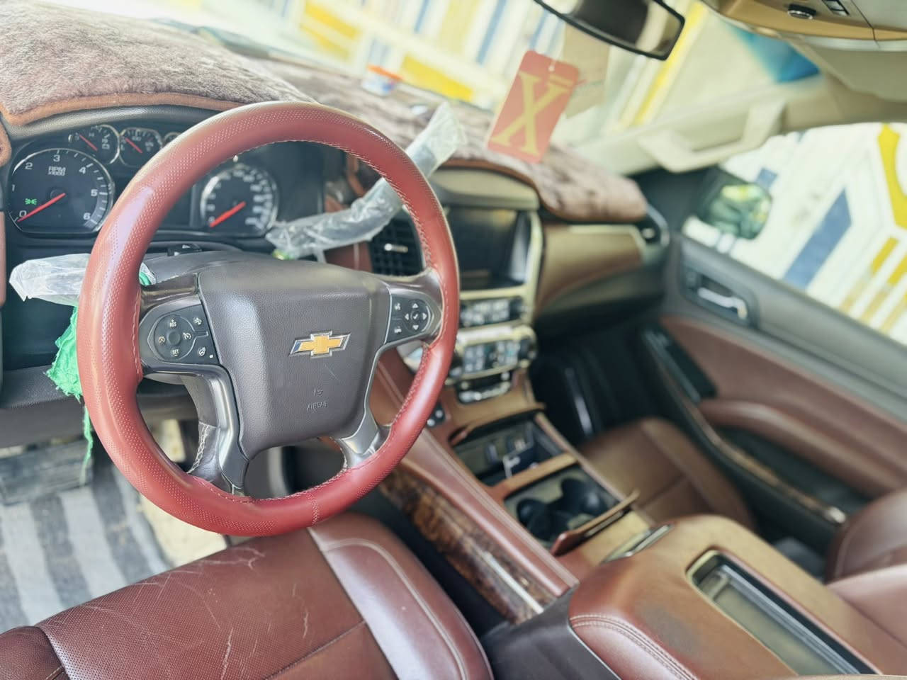 تاهو 2015 خليجي فول مواصفات LTZ رقم اربيل التواصل علا هاذه الرقم ***********
