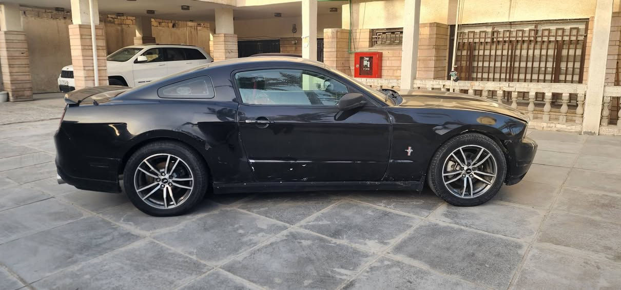 السلام عليكم 
موستنج مديل ٢٠١١ كير عادي v6
السعر ٥٥
رقم اربيل
كير ومحرك سليمات 
غرفتهة نضيفة
تبريد شغال نقصة فقط غاز
اكسل مبدل جديد 
عمبار كلج مبدل جديد 
كشرهة تعبان 
يحتاجلهة صبغ وبرمجة فقط
بأسمي السيارة تحويل مباشر بغداد, العراق


**إذا كنت صاحب هذا الإعلان وتريد حذفه لأي سبب، رجاءا أرسل رسالة إلى الدعم الفني**