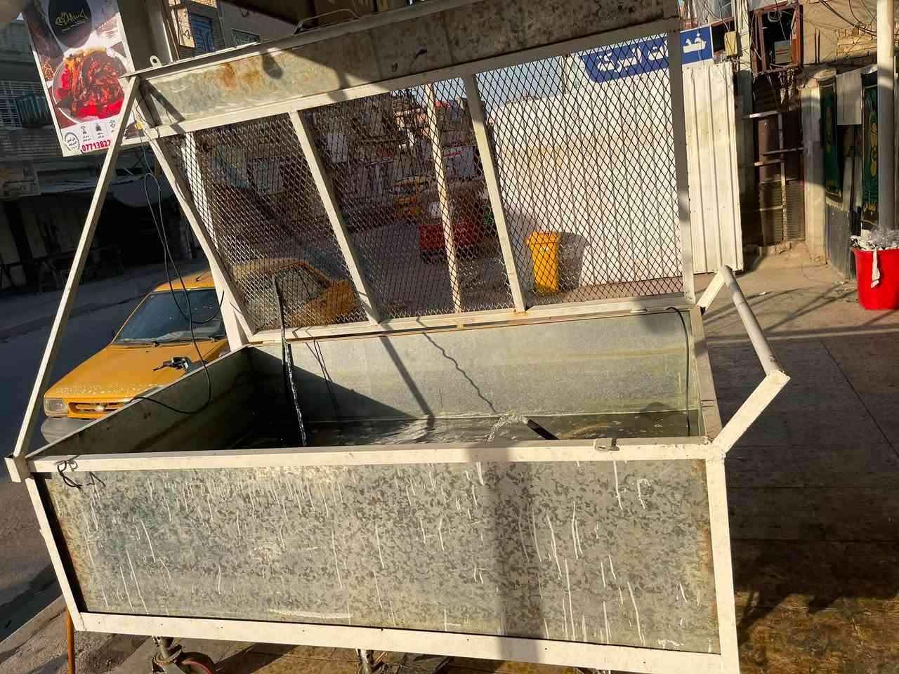 سلام عليكم حوض سمج مغلون قياس 200&120 سعره 400
ميزان 25
طباكات درجه اولى قطعه 4 الاف 
***********
مكاني الشعب
