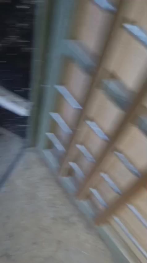 اعلان متوفر مشتمل  للايجار طابقين بناء جديد زيروفي منطقة التأميم حي الاكراد يتكون من الطابق الارضي استقبال ومطبخ وصالة وغرفة نوم مناور ومجموع حمامات داخلية وخارجية طابق ثاني يتكون من غرفة نوم وصالة ومجموع حمامات ايجارة 500 قفل  للاستفسار ***********
