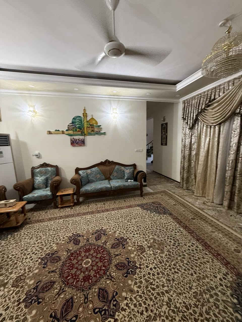 #عقار_للبيع🏠

#الموقع :حي السعد🌍

#المساحه : 272 واجهه 9 نزال 30 ✨

#التفاصيل :شارع 15 قرب المتنزه بناء طابقين نظيف جداً يحتوي على 4 غرف منام سويت 
✨
 
#المحافظة_للوساطة_العقارية 🌍
تسعدنا زيارتكم لمكتبنا 
📍في النجف - حي الاشتراكي - خلف شارع الروان 📍

للمزيد من المعلومات والتفاصيل عن العقار والمعاينه الميدانية يرجى الاتصال على
الحاج ابو حسنين ال ناجي
☎️***********☎️
☎️***********☎️
#عقارات #النجف #تسويق_عقاري #مقاولات  #عقاراتي
