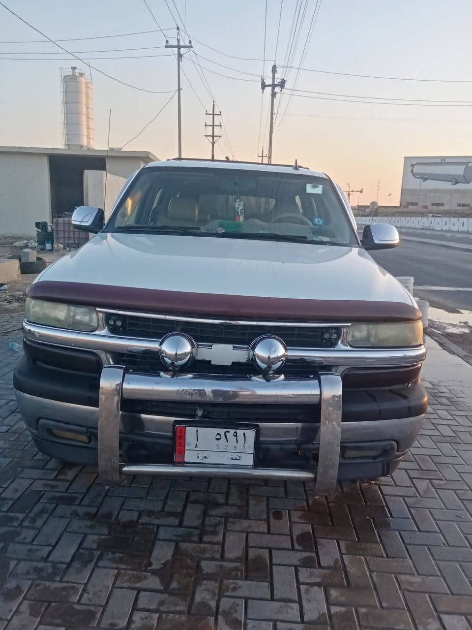 سلام عليكم شوفر موديل 2006 سياره مكفوله اصل ابيض دواخل جلد تخم تاير كير 700 مكينه 5300 كير ومحرك واكسل كفاله وحداديه جديده سياره مكفوله من كل النواحي رقمه نجف بسم مالكه شرعي للاستفسار علئ هاذه رقم ***********
