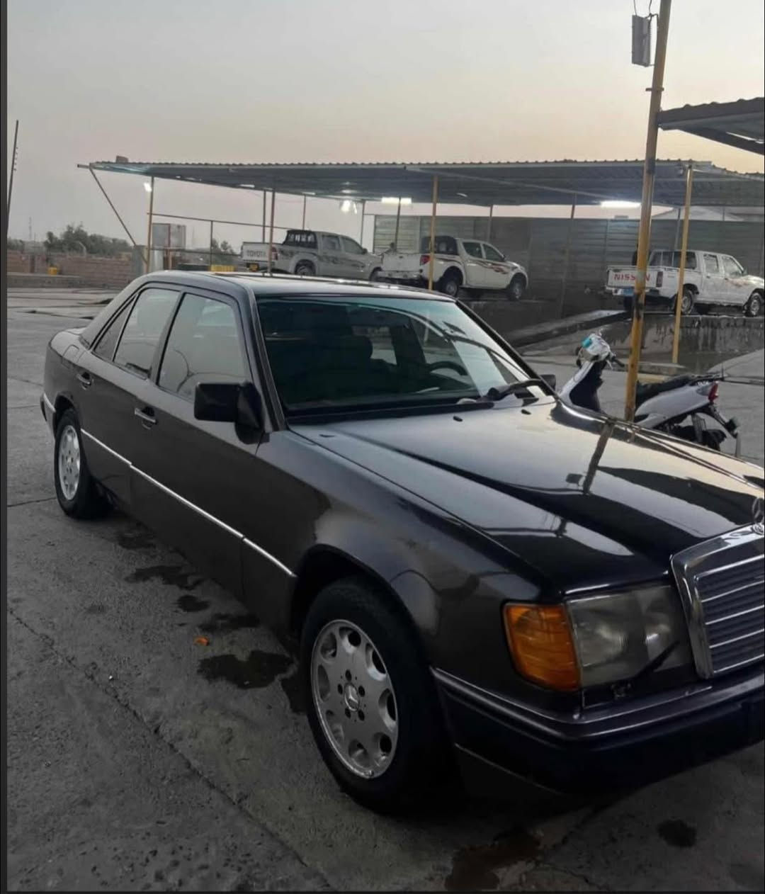 مارسدس 1990 مصبوغه عام جماليه
🚗 للبيع سيارة نظيفة جداً

الموديل: 1990

✔️ محرك بطة جديد شرط

✔️ شاصي شرط

✔️ مكيف ثلج

✔️ لا تحتاج أي صرف

رقم وسنوية جديدة 

📞 للتواصل:

‭0774 804 8669

