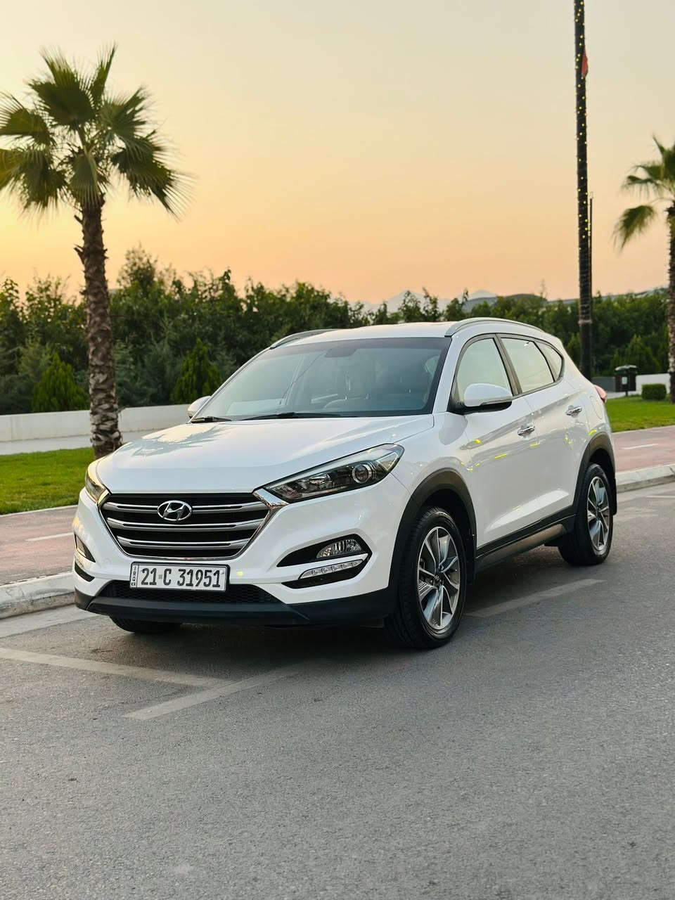 هیوندای توكسون موديل ٢٠١٨ خليجي سيارة مكفولة مابي سبوخ  مواسفات معروفة داخل اسفر ماشية ١٦٠ الف كير و محرك بشرط رقم و سنوية جديد 
مكان سليمانية
سعر ١٧٨ ورةقة و مجال بسيط 
***********
