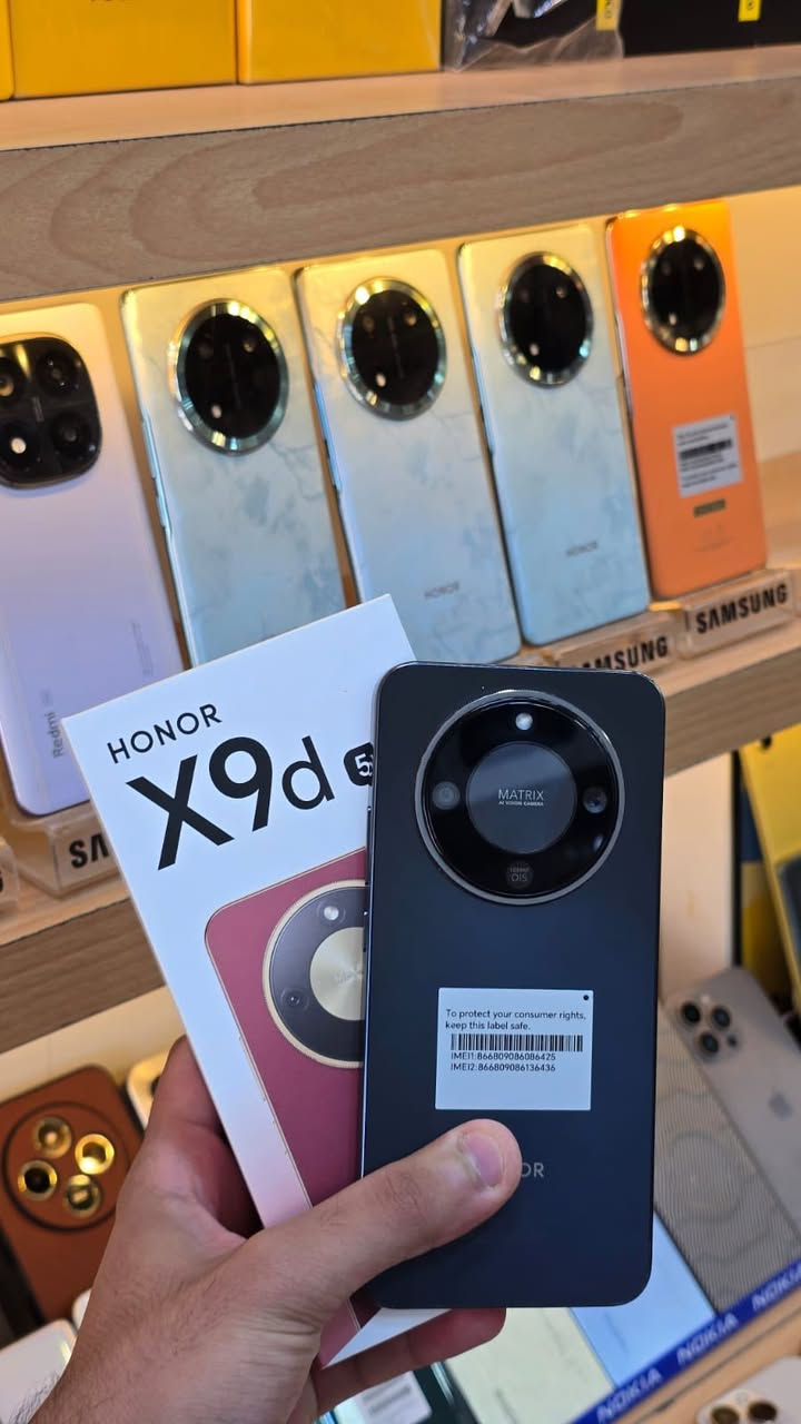 Honor x9d🔥
نظافه 100/100🔥
كامل ملحقات 🔥
ضمان استخدام يومين حقيقي 

📍الديوانية_شارع المصورين _مكتب علي 2
📞***********
