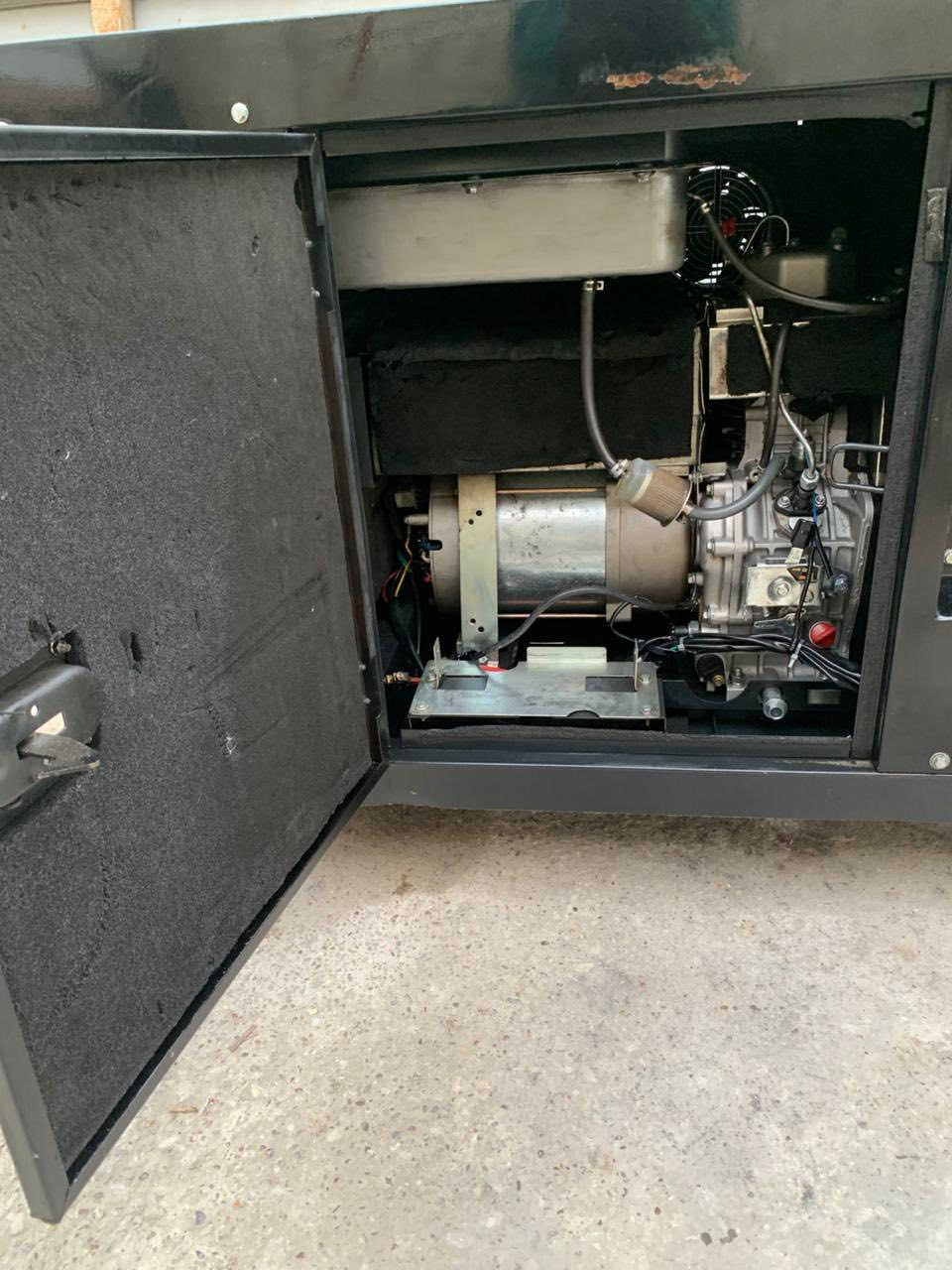 مولده كاز  كاتم 10 كيفي  40 آمبير مولده كلش نضيفه وبلاديه ماداخله تصليح على وضع شركه جديده ستعمال قليل مستخدمهة اقل من شهرين نكره بل تشغيل تشغيل ذاتي شاشه كترونيه حساسات السعر  مليون و 200 مكاني بغداد بوب الشام ***********
