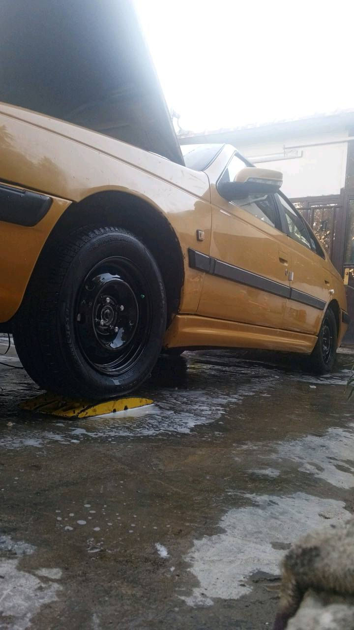 سلام عليكم 
بيجو بارس موديل١٥ كفاله من تبديل وصبغ 

كير ومكينه فرنسي جدد لا تنقيص ولا تبخير كلج جديد 

منظومة غاز 60لتر

تخم تاير جديد 

غرفه مدوشمه عام سفاري وكشنات وتنته 

مكان السياره بغداد حي العامل 
السعر ٤٨ وبيه مجال للاستفسار ***********
