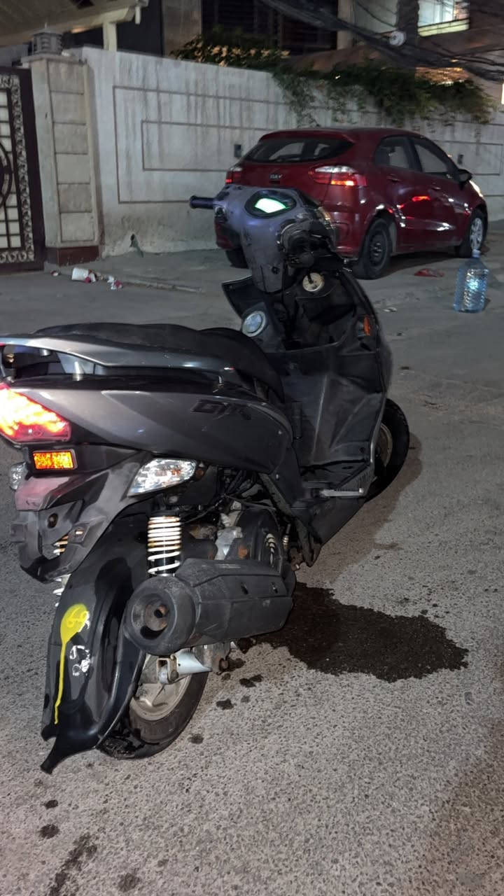 دراجه جي تي آر( GTR ) للبيع
المواصفات معروفه ميحتاج
الدراجه مال رمبه وكفاله تروح توديها لاي فيتر وتفحصها واذا بيها شي رجعها عليه 
السعر 1375 ألف ❗️❕❗️❕❗️❕❗️
العنوان : بغداد المشتل 
الرقم : ***********
