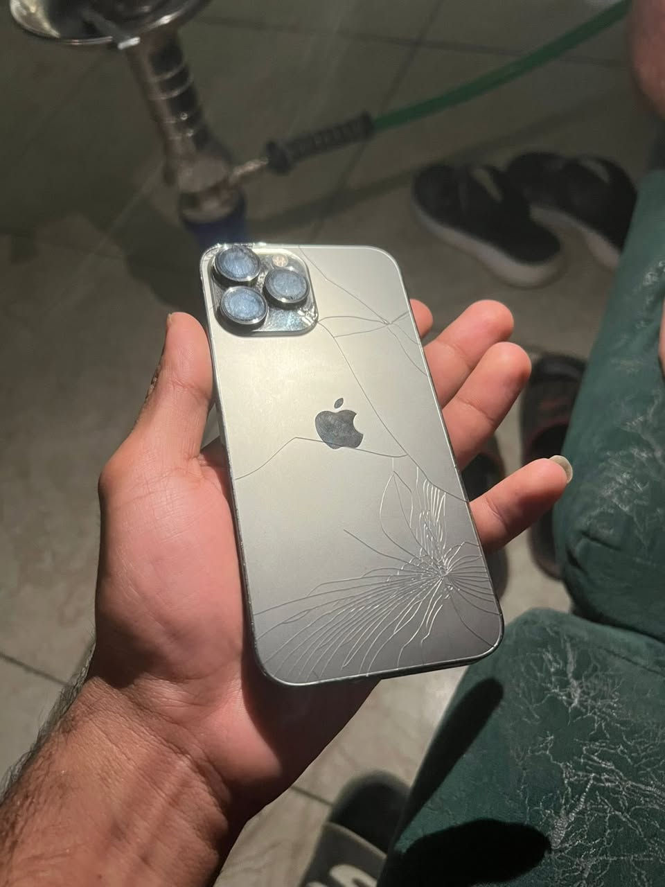 سلام عليكم شباب 13برو ماكس امبدل شاشه اصليه بطاريه ٧٦ تليفون مكفول من كلشي كله شغال سعره 425وبي مجال عنوان بغداد رقمي ***********
