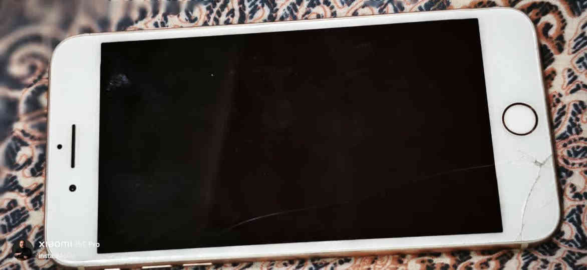 سلام عليكم ايفون ايت بلاص مبدل شاشه و بطاريه و بي كسر بل كلاس بصف البصمه ذاكره 64 و الكامره الماميه وصخه مراوس ب ايباد لو ايفون اكس مكان كربلاء بناء الجاهز ***********
