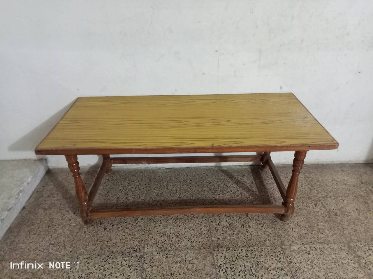 الجودليات مال نفرين الوحده على 10 اثنيناتهم 20
الميز 15 وبيه مجال


**إذا كنت صاحب هذا الإعلان وتريد حذفه لأي سبب، رجاءا أرسل رسالة إلى الدعم الفني**