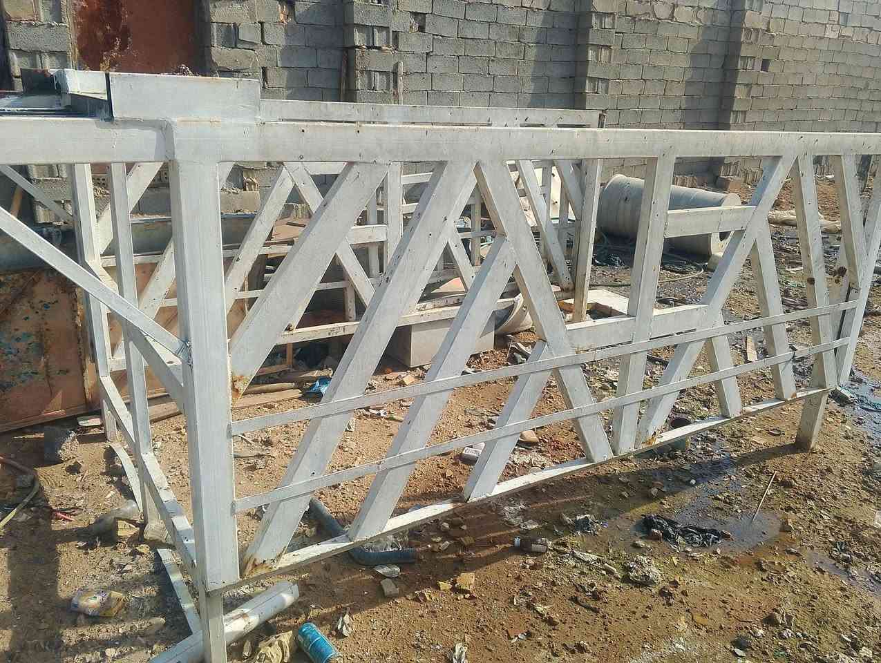 محجر للبيع السعر 400مكانها بغداد الحسينية المعامل ‏‪***********‬‏ حديد ثكيل
