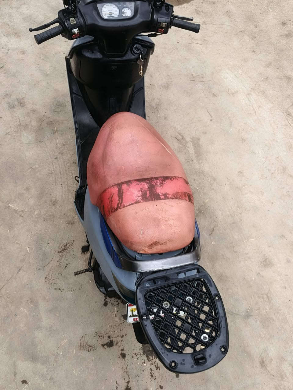 فراشة نظيفة ع اخر حباية مكينة بالجيس كفرات جدد دراجة جديدة ونظيفة كلش مكاني الديوانية الشامية  
***********
