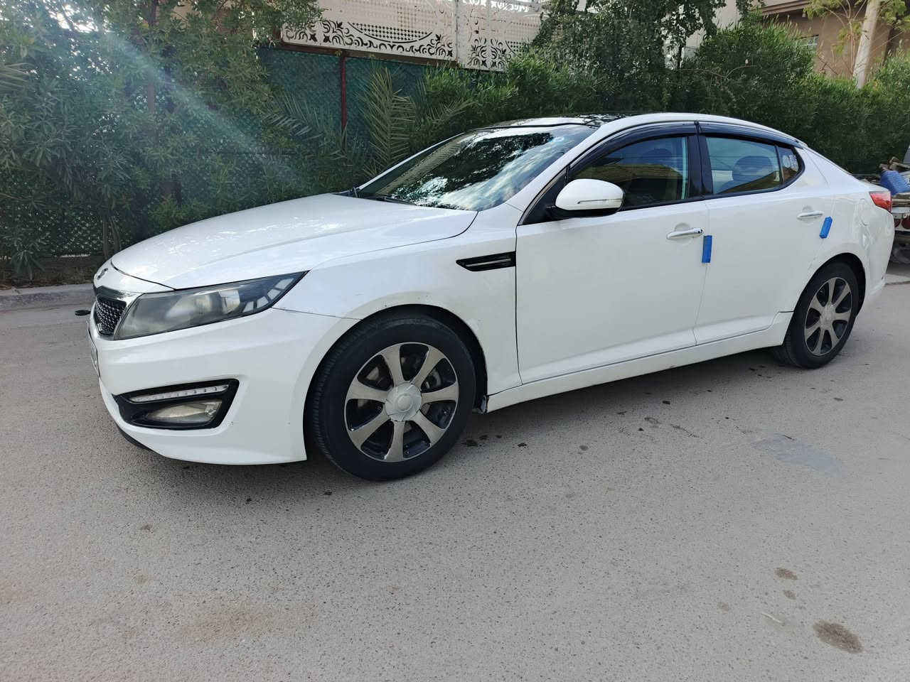 السلام عليكم للبيع اوبتما 2011 خليجي الشركة الدولية فول موصفات
مكينة 2000 دوش المرغوبة مكفولة من التنقيص والتبخير
كير 6 نمر مكفول
تبريد ثلج ❄🧊
ماشية 250 KM حقيقي 
موصفات السيارة
1 بصمة تشغيل + بصمة ابواب + بصمة جنطة
2 بنوراما طكتين 
3 تبريد قطعتين + تبريد ابيانو + تبريد منفصل مناخين
+ تبريد بل چكمجة + الداخل صاج
4 فول تحكمات ستيرن 
5 اشاير بل مرئي + المرئي شفط
6 نظام ترحيب عند الاقتراب + جهاز انذار
7 كامرة داورة 360 درجة + شاشة ايباد كار بلي
8 نظامABS + كزوز قفل السرعة + نظام ECO اقتصادي
9 حساسات خلفية
10 بك لايت لد + لد امامي نهاري وليلي
11 منضومة زنون LED + كاعية مدوشمة جلد
12 5 ويل كب + تخم تاير جديد + ويل 17 
( السيارة بيها مكانين صبغ جاملغ امامي + جاملغ خلفي رش + تبديل قبق الصندوق بدون ايرباك + بدون دواخل) 
لغود + شواصي + تكم + حوض مكفول 
(رقم بغداد بسمي مميز + سنوية وهزة ورقم جديد) 
مكاني بغداد حي جهاد
السعر 115 وبيها مجال للطيبين
***********
