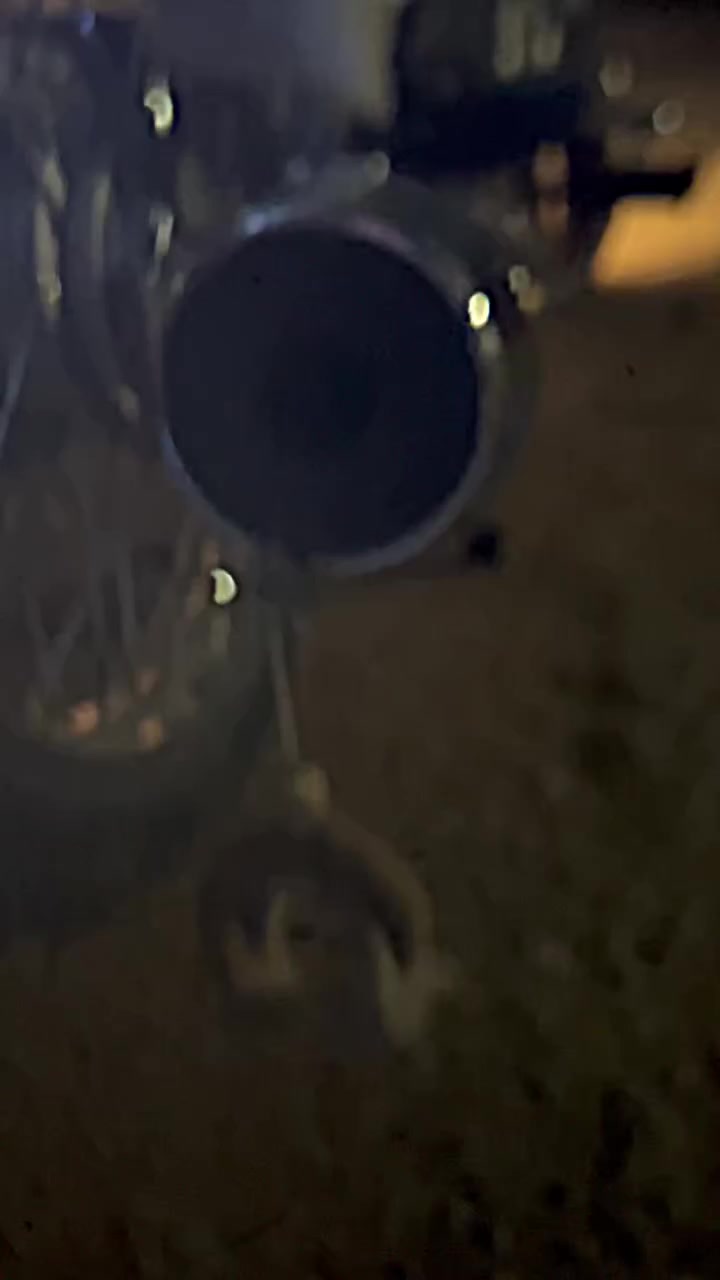 أربعه كير موديل 2027زيرو  بعدهي. عل سحك شوفت عينكم. بل جيس أوراق كامله. سعر 700 وبيها مجال مكان كربلاء الرقم ***********
