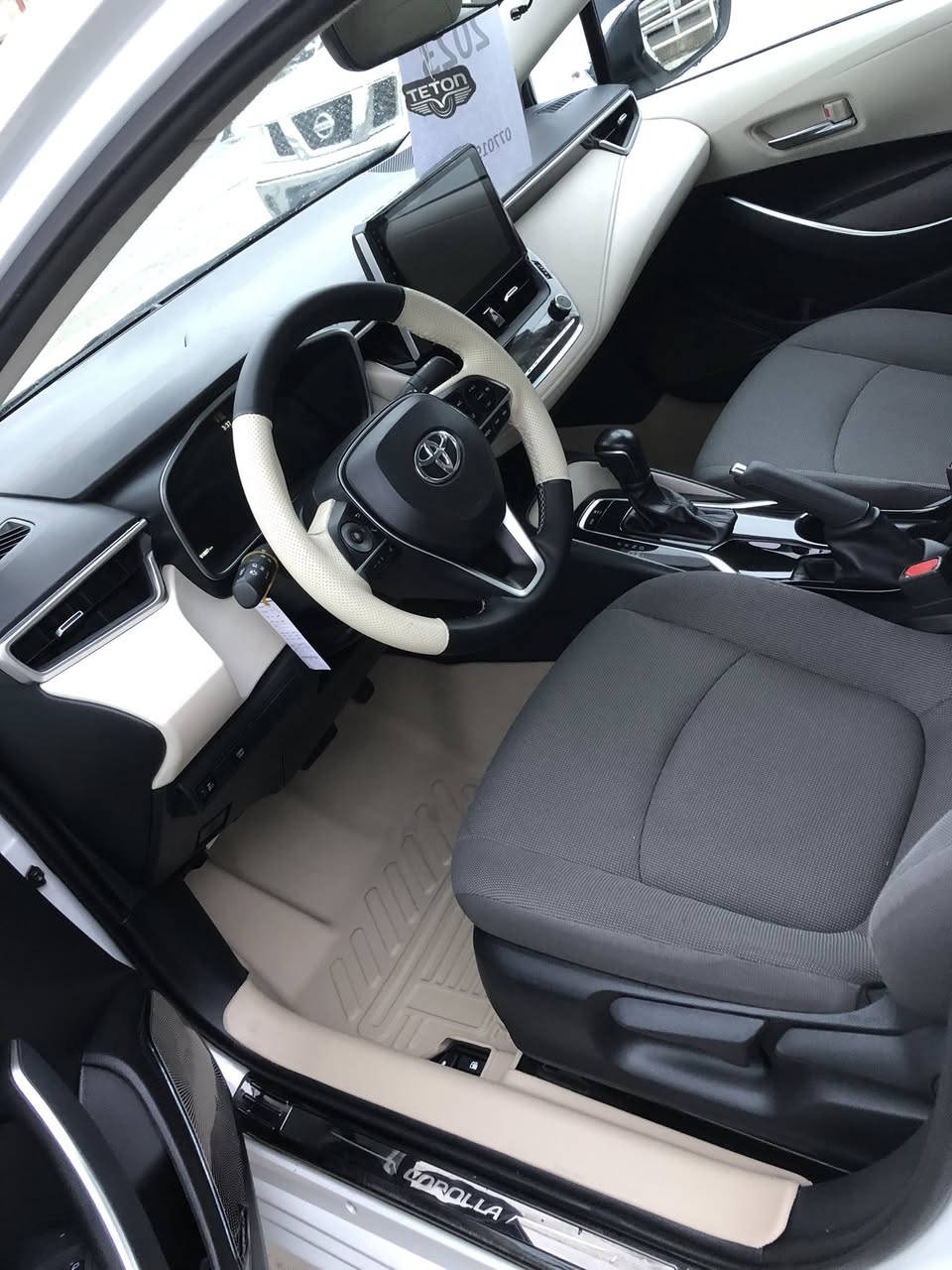 سلام عليكم عندي تويوتا كرولا للبيع موديل ٢٠٢٣ خليجي شركة ساز مواصفات جديدة جدا مكفول من كلشي سعر ١٧٥$ قابل للتفاوض العنوان السليمانية استفسار عن ***********
