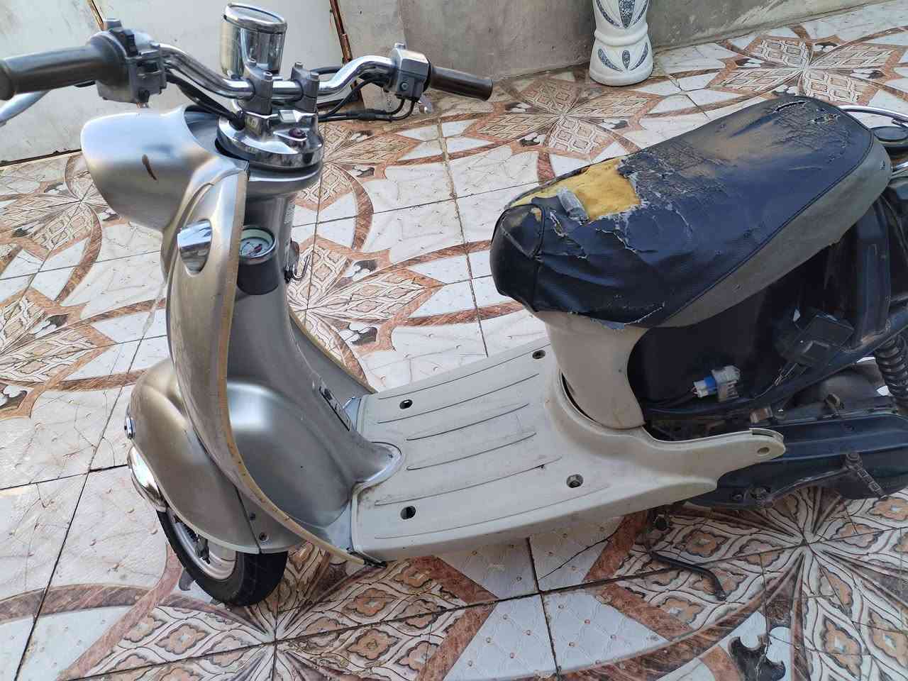 السلام عليكم للبيع عبد الحيلم فحل مفتوحه بستم وبوشه صوت مكنيه ناعم شرط شلعه ومعدل وراق كفراته موجودات سعر 200 وبيه مجال للشراي


**إذا كنت صاحب هذا الإعلان وتريد حذفه لأي سبب، رجاءا أرسل رسالة إلى الدعم الفني**