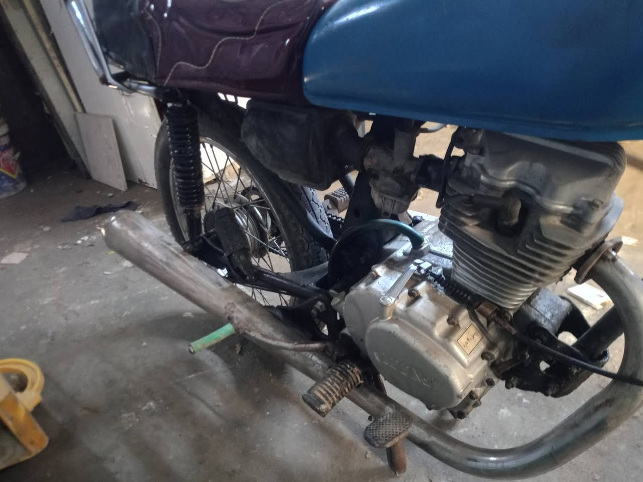 سلام عليكم ايراني نامه أدوات مكينه حلوه للبيع 300 وبيها مجال مكاني ياسين خريبط ‏‏‪0776 053 0659
