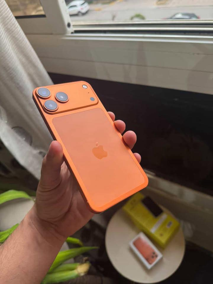 السلام عليكم Xs max محدث 17 برو ماكس جهاز نضيف كلش ذاكره 64  دبل سيمكارت رايده ب 245 بي مجال بسيط مكاني بغداد الطوبجي ***********
