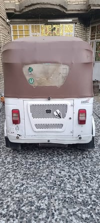 تكتك للبيع 22  رقم وسنويه بغداد ماناقصها اي شي گبل للشارع السعر 8800 و...