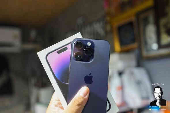 ايفون 14 برو ماكس نسخة الشرق الأوسط 
ذاكرة 256

البطارية 85

نموذج M

سعر 765 سعر نهائي اتصال *********** خاص مغلق
