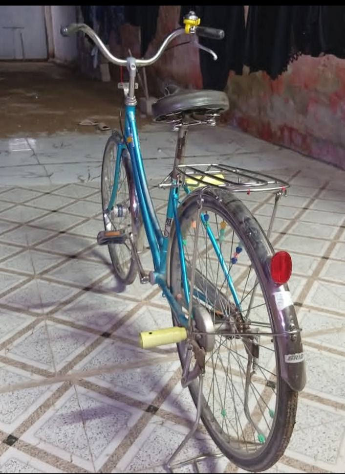 السلام عليكم بايسكل البيع وبيه مجال نهروان قرب اسواق الحسين رقم الهاتف ***********
